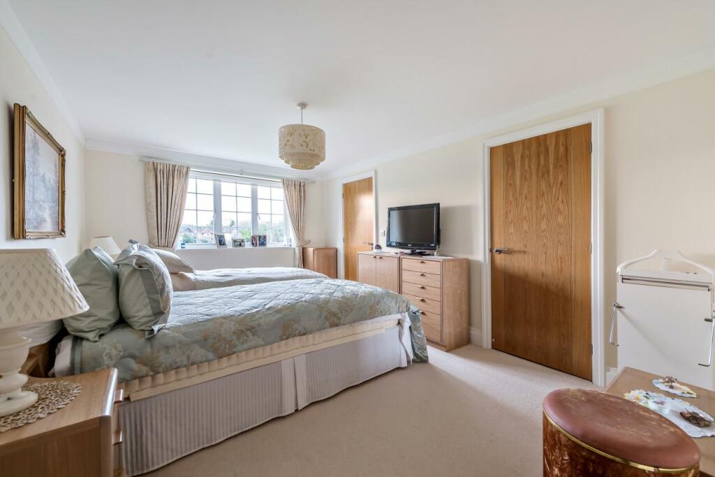 Additional image 13 of West Common Road, Hayes