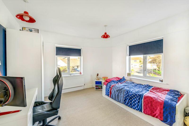 Additional image 11 of Ellesmere Road, Uphill - SOUGHT AFTER LOCATION