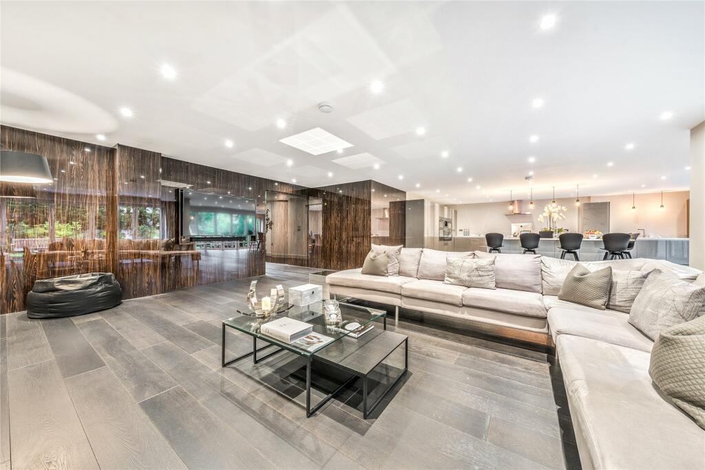 Additional image 9 of Wood Way, Farnborough Park