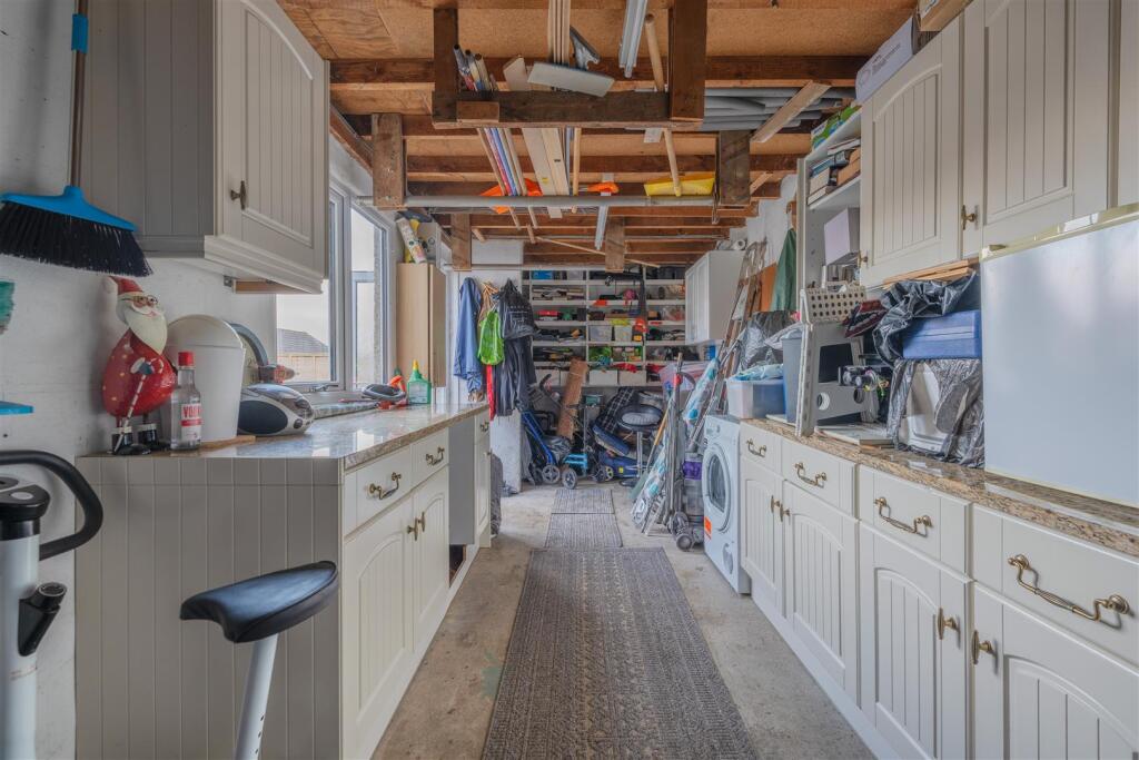 Additional image 16 of Waveney Road, Keynsham, Bristol