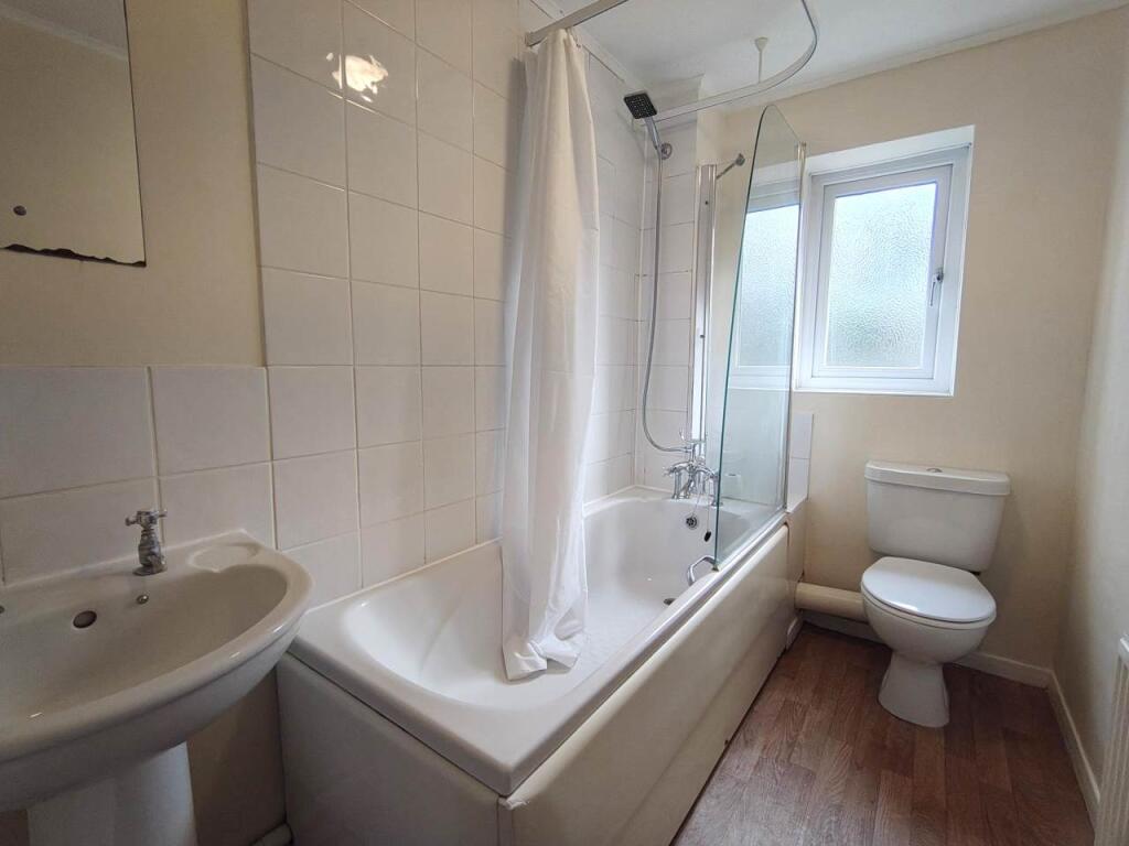 Additional image 9 of Campion Close, Thornbury, South Gloucestershire