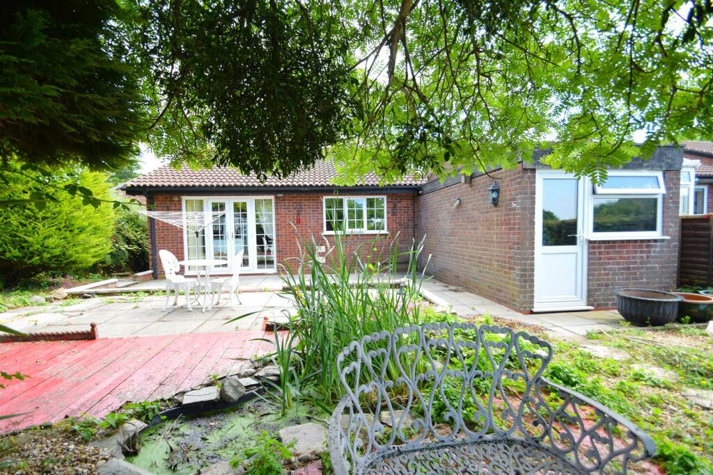 Additional image 11 of Bungalow In Quiet Cul De Sac With Great Views & No Chain