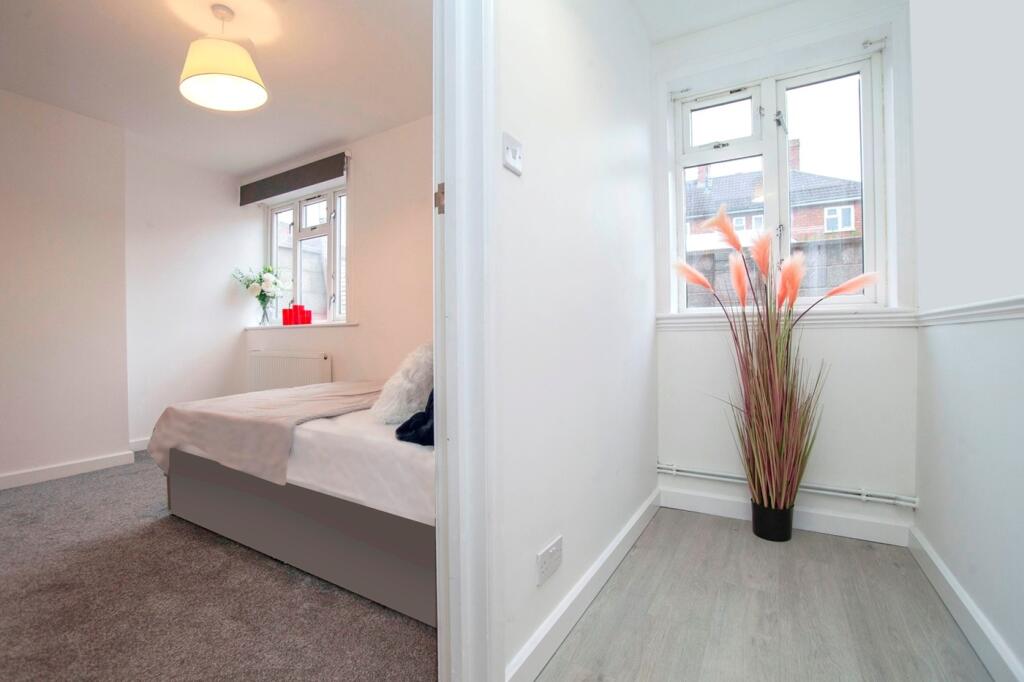Additional image 8 of Saint John's Crescent, Bristol