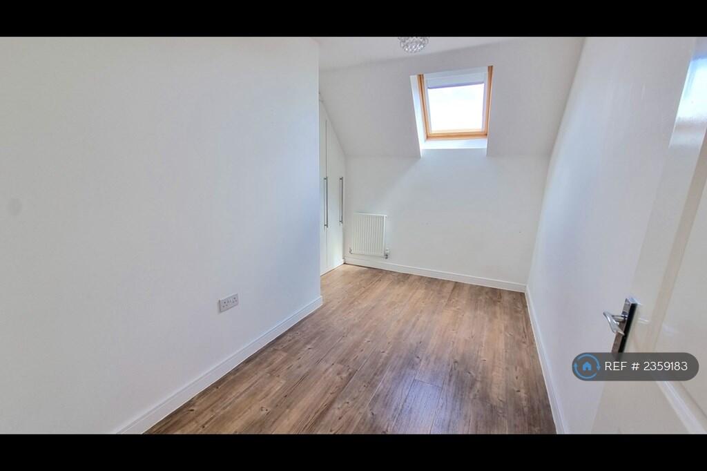 Additional image 3 of Wells View Drive, Bromley, BR2