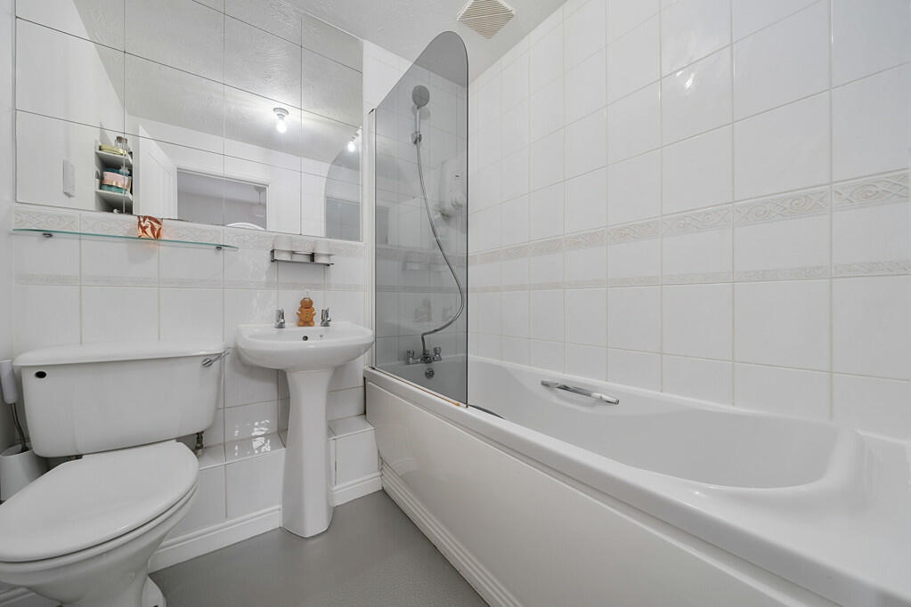 Additional image 8 of Bell Cottages, Woldham Road, Bromley