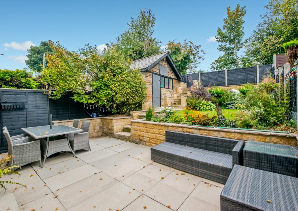 Additional image 18 of Bradford Road, Cleckheaton, BD19