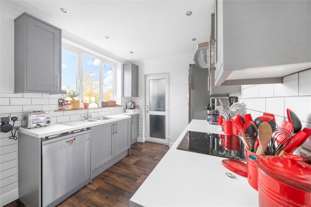 Additional image 8 of Highfield Drive, Bromley, BR2