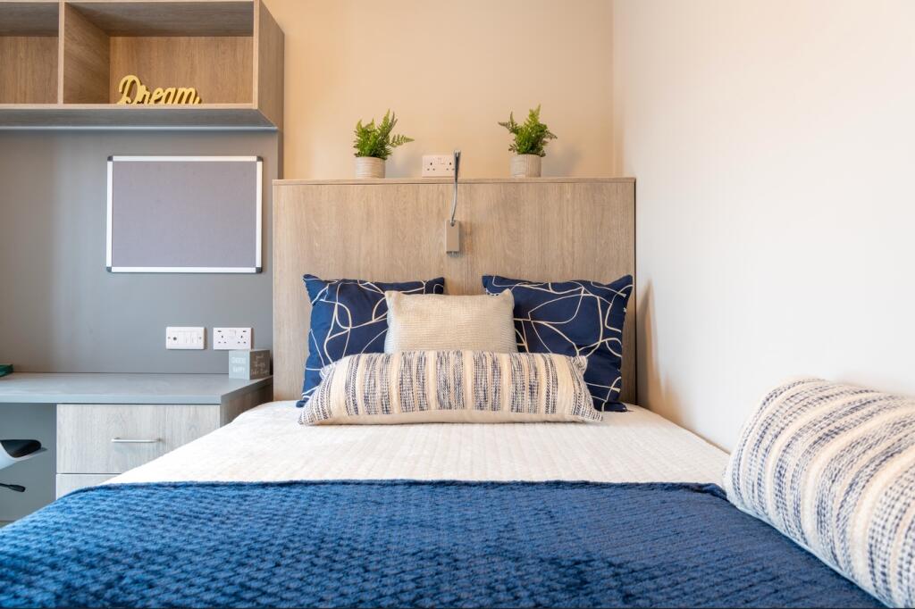 Additional image 9 of - Gloucester Road, Bristol