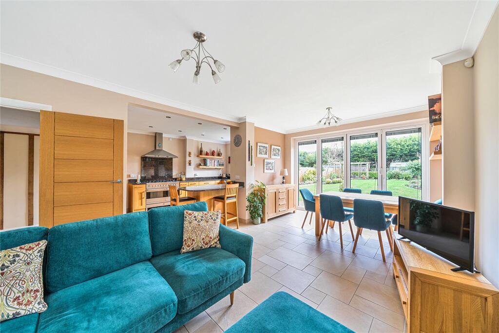 Additional image 12 of Woodland Way, West Wickham