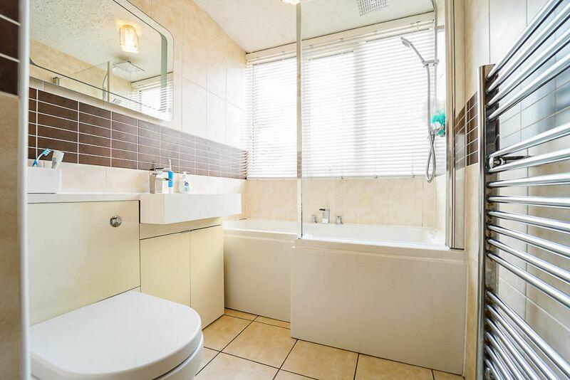 Additional image 15 of Mariners Close, Milton - SUPERB EXTENDED HOME