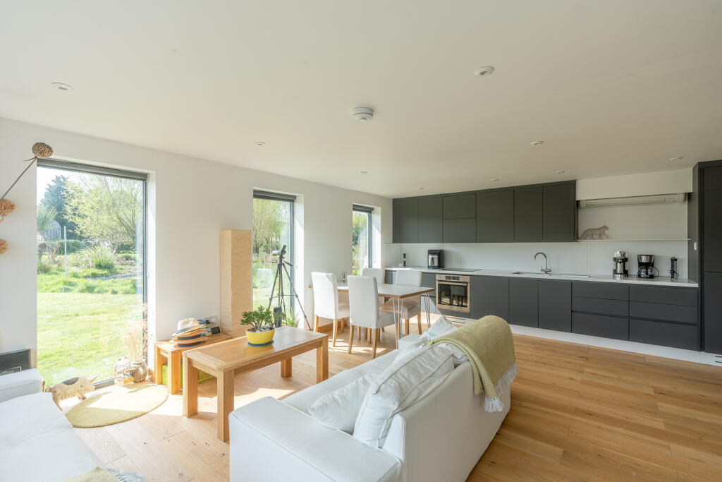 Additional image 37 of Cloud Nine, Church Road