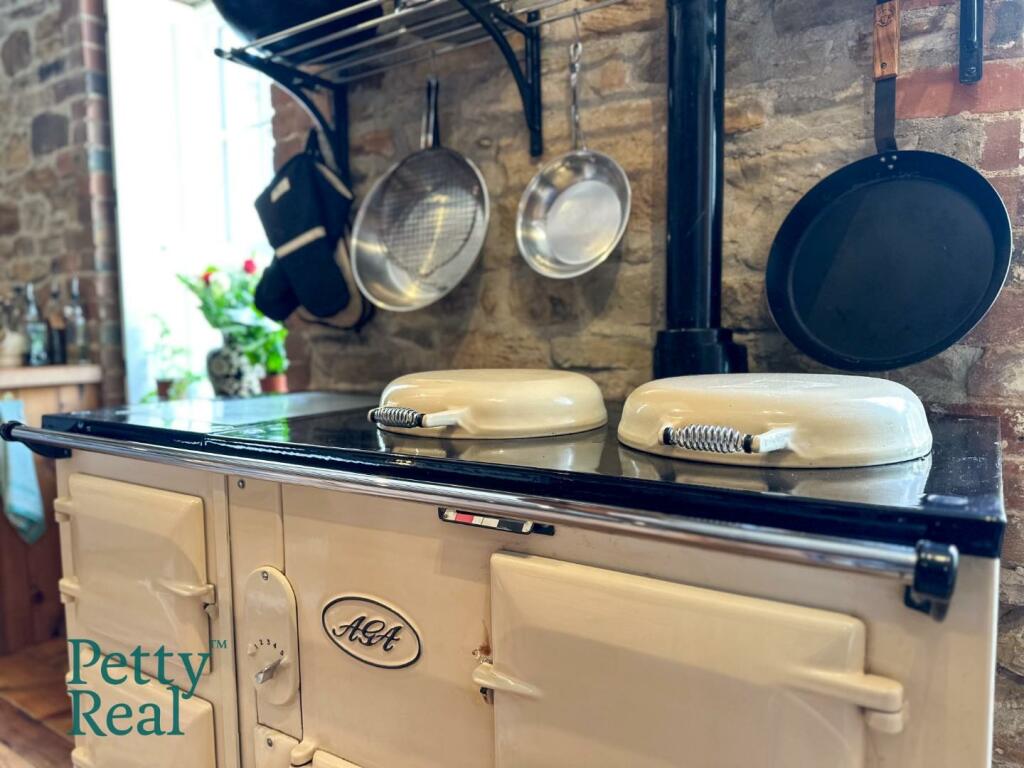 Additional image 32 of Scholefield Lane, Nelson