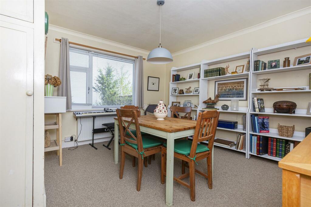 Additional image 6 of Back Lane, Queensbury