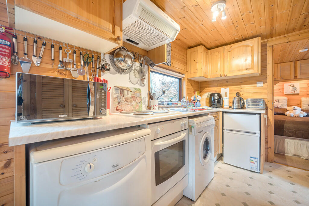 Additional image 12 of Fell View Lodge, 13 Burnside Park, Underskiddaw, Keswick, Cumbria CA12 4PF
