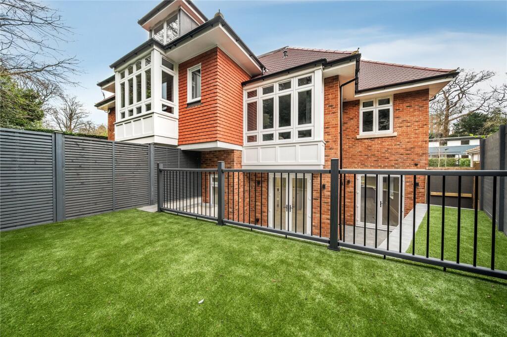 Bromley Avenue, Bromley