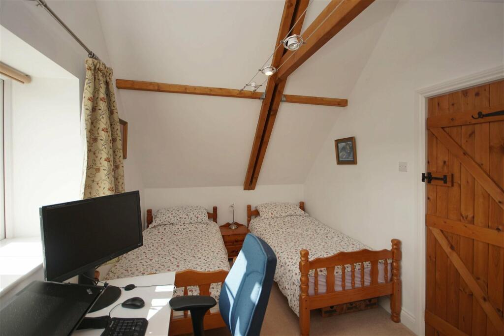 Additional image 17 of Stunning 4 Bedroom Cottage With Equally Stunning 2 Double Bedroom Detached Annexe, Winterbourne