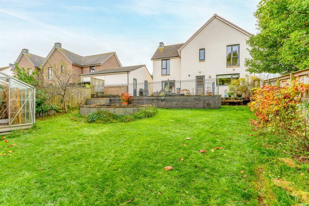 Additional image 22 of Farnborough Road, Locking Parklands - A MUST VIEW