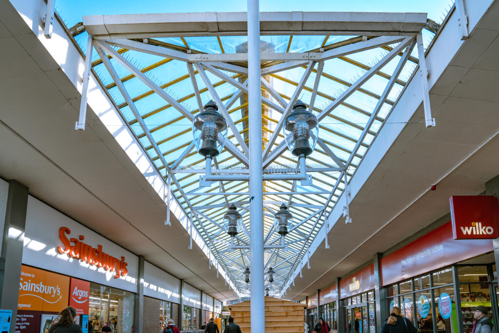 Additional image 3 of Unit 17, Kings Chase Shopping Centre, Kingswood, BS15