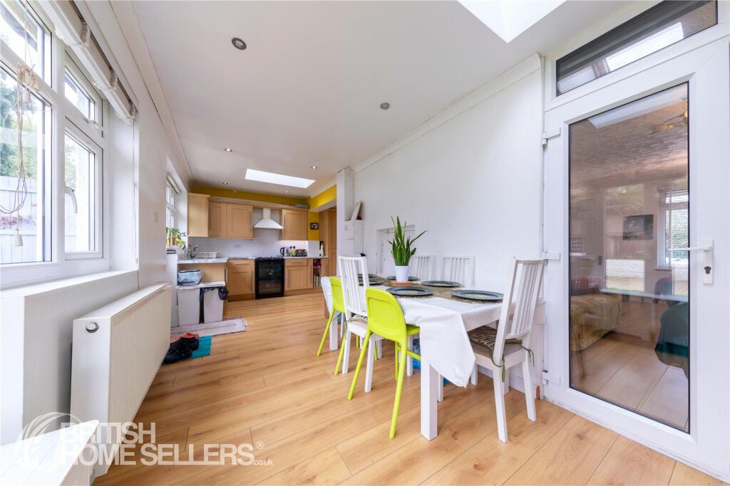 Additional image 5 of Calmont Road, Bromley, BR1