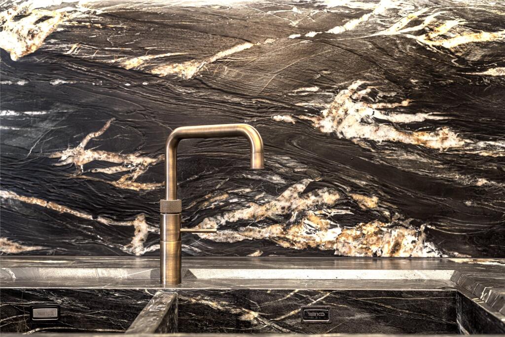 Additional image 24 of Holwood Park Avenue, Keston Park