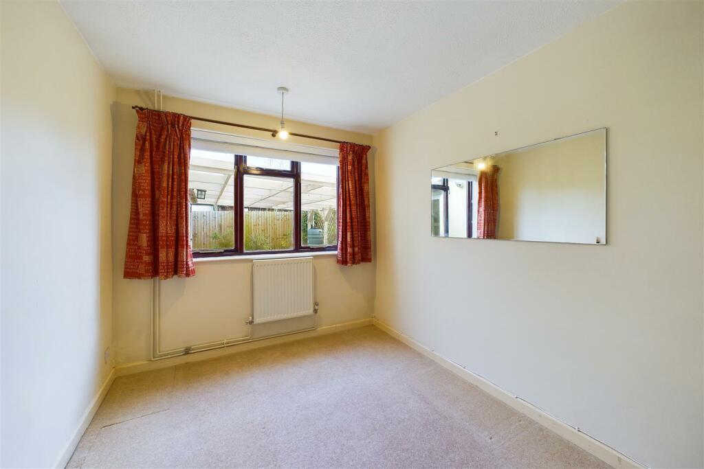 Additional image 10 of DETACHED | BASIC UPDATING | STOKE LODGE