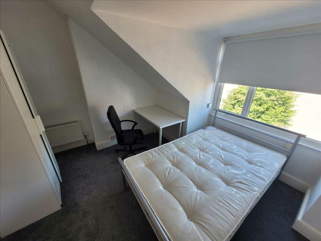 Additional image 4 of Chesterfield Road