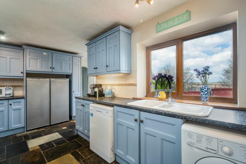 Additional image 36 of Wakefield Road, Drighlington