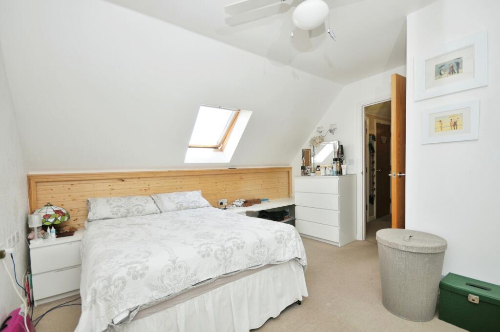 Additional image 12 of 1 Brosse Way, Bromley, BR2
