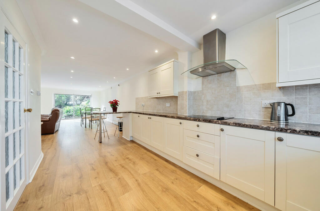 Additional image 8 of Wood Ride, Petts Wood, BR5