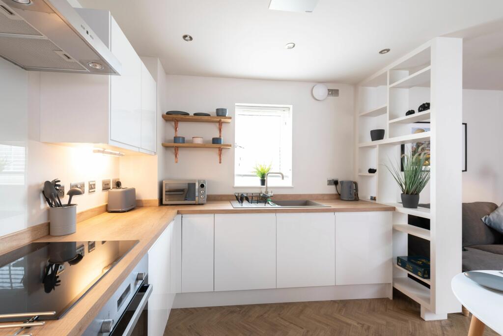 Additional image 8 of Flat , Cedar Apartments, Conygre Road, Filton, Bristol