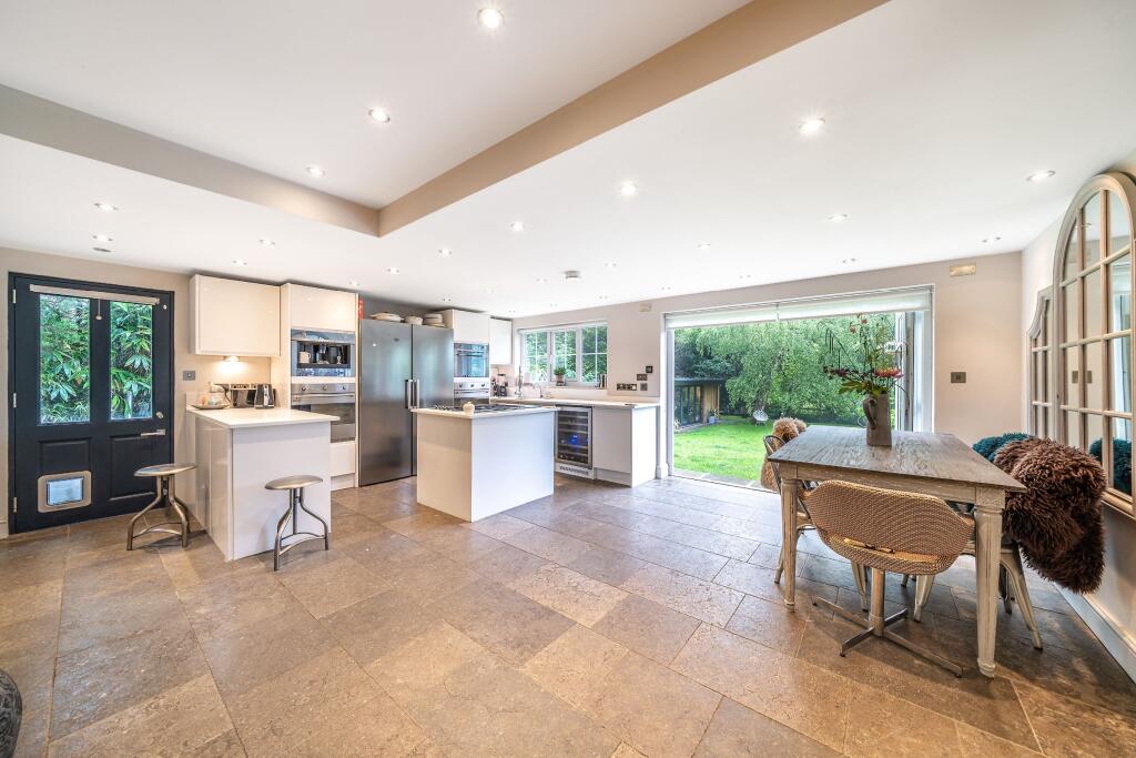 Additional image 10 of Keston