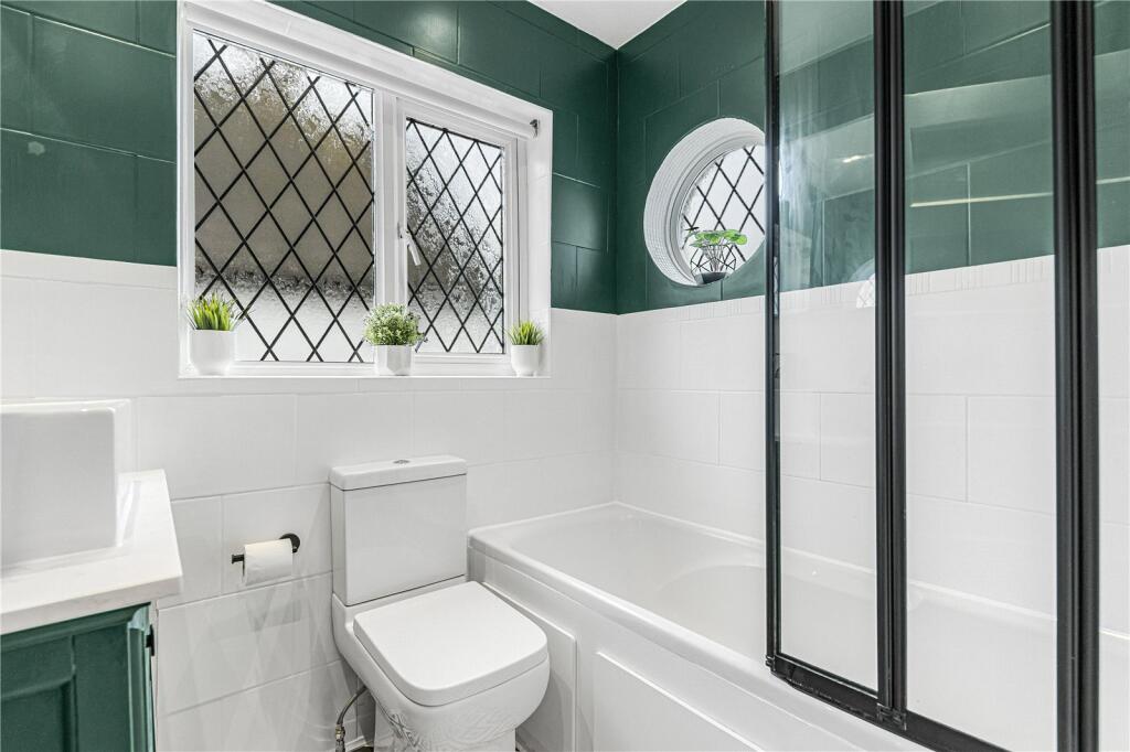 Additional image 5 of Hayes Wood Avenue, Bromley, BR2