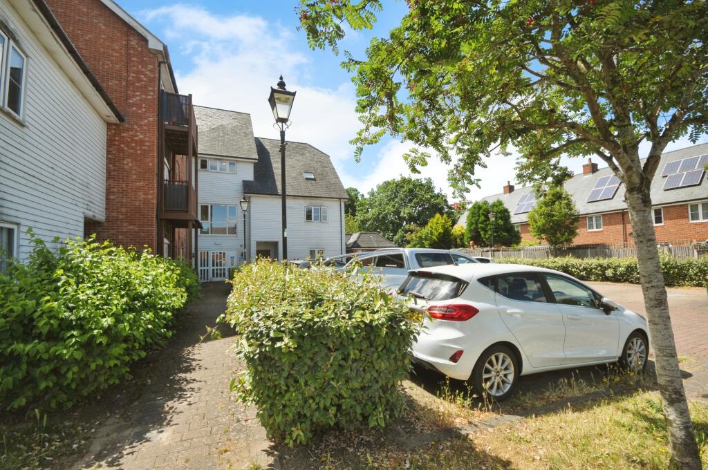Additional image 2 of 1 Brosse Way, Bromley, BR2