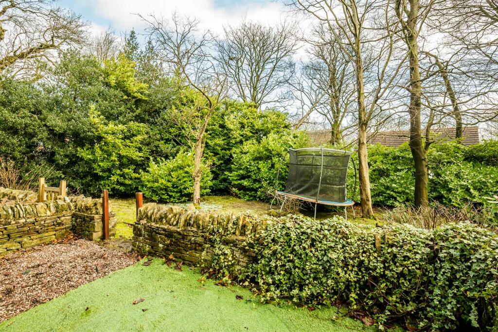 Additional image 30 of Wellfield Gardens, Queensbury