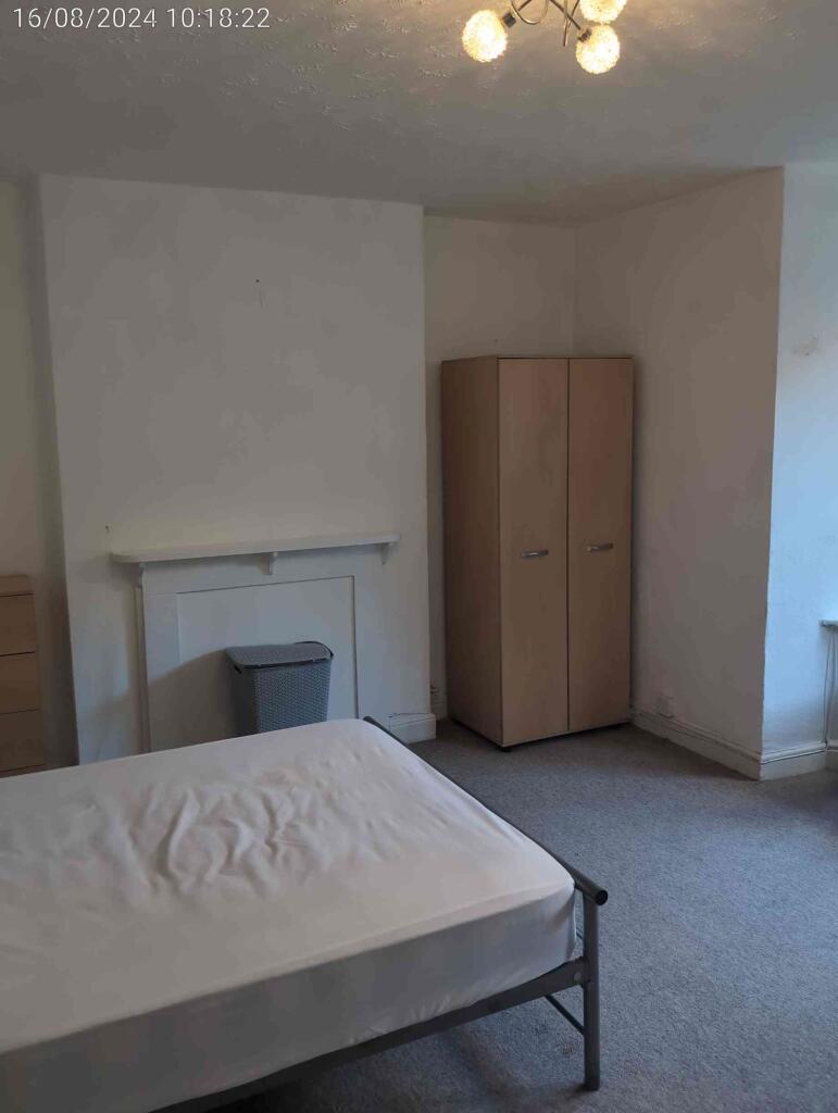Additional image 2 of Garden Flat, Whatley Road, Clifton, BS8 2PS