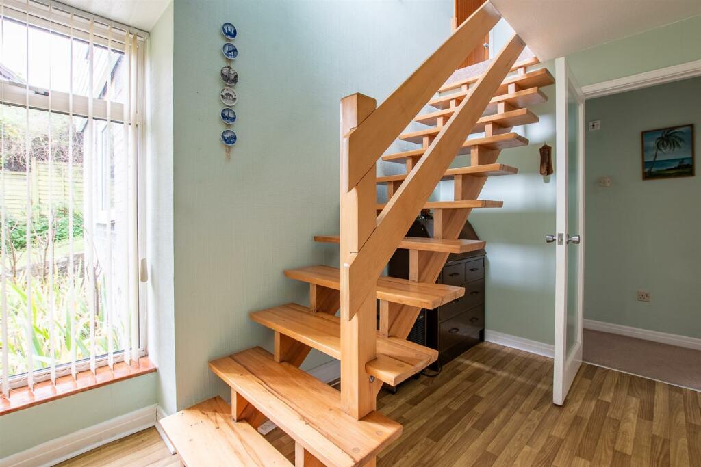 Additional image 3 of The Shallows, Saltford, Bristol