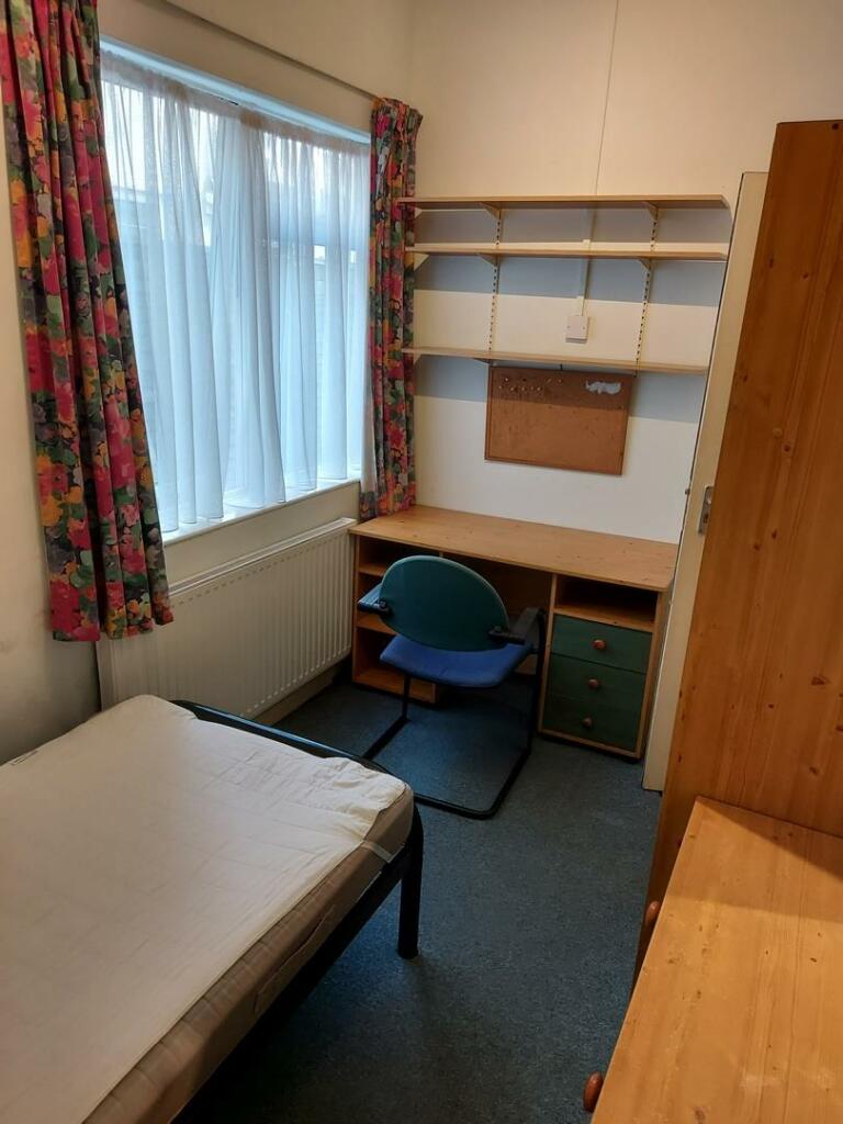 Additional image 12 of Victoria Park, Bristol