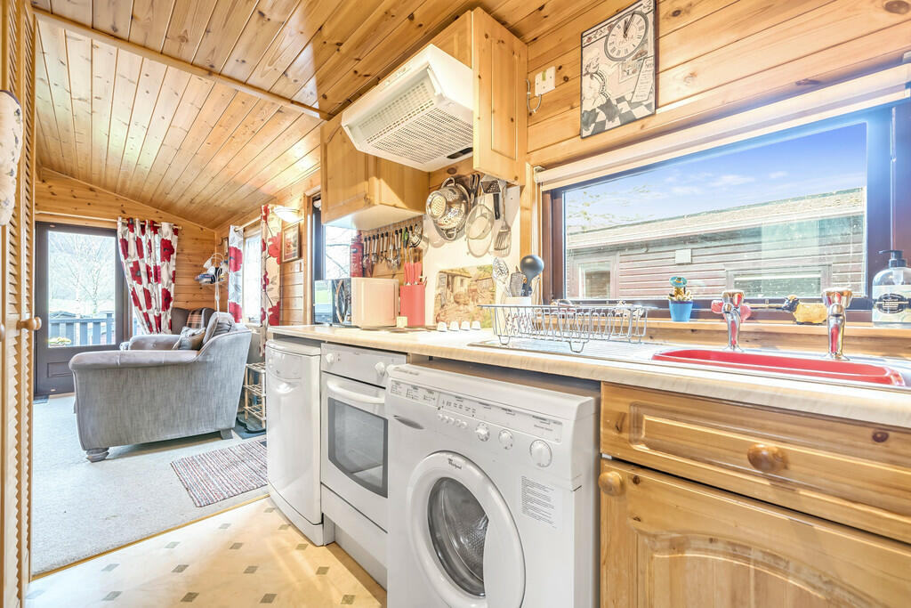 Additional image 11 of Fell View Lodge, 13 Burnside Park, Underskiddaw, Keswick, Cumbria CA12 4PF