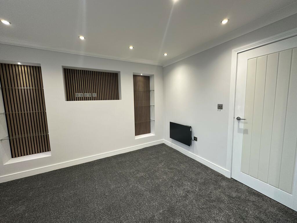 Additional image 6 of Flat 1, Skelton Street, BB8