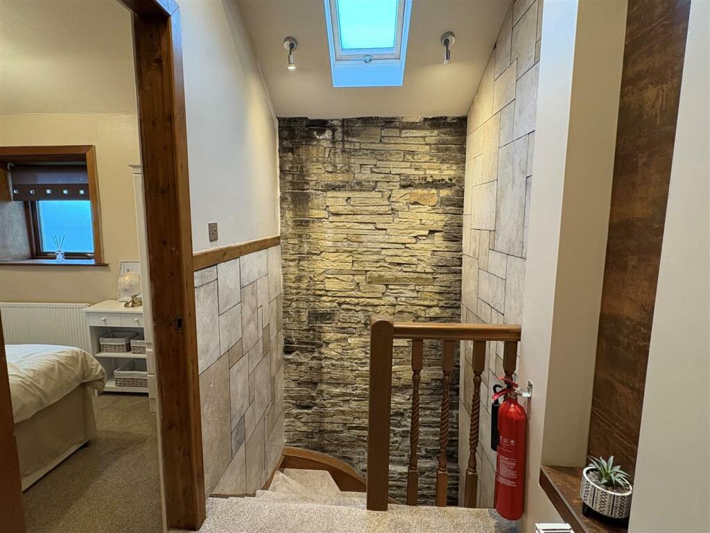 Additional image 7 of Well Heads, Thornton, Bradford