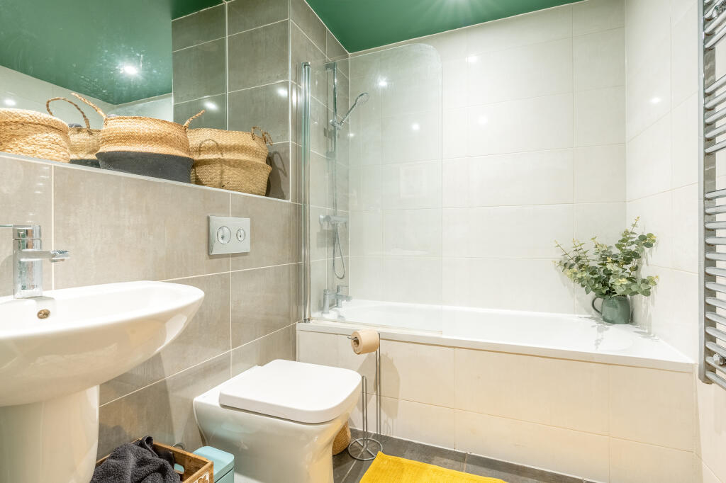 Additional image 9 of Flat 14, Bridge Quay, 138-141 Redcliff Street, Bristol