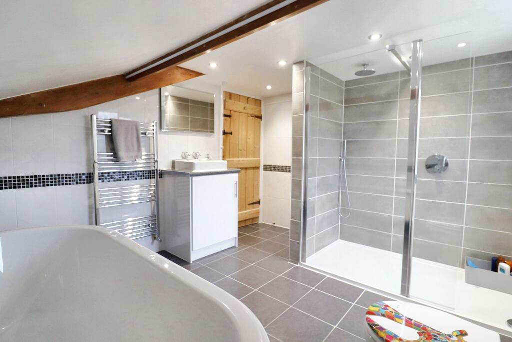 Additional image 18 of Featherbed Lane, Oldbury-On-Severn, BS35