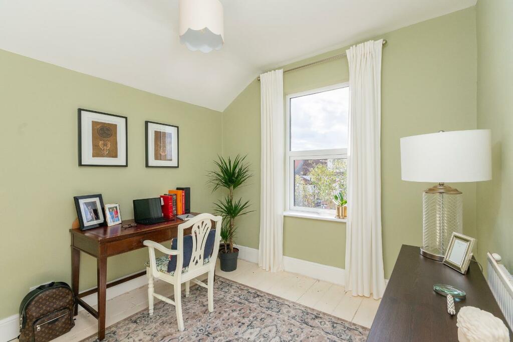 Additional image 21 of Harrowdene Road, Knowle