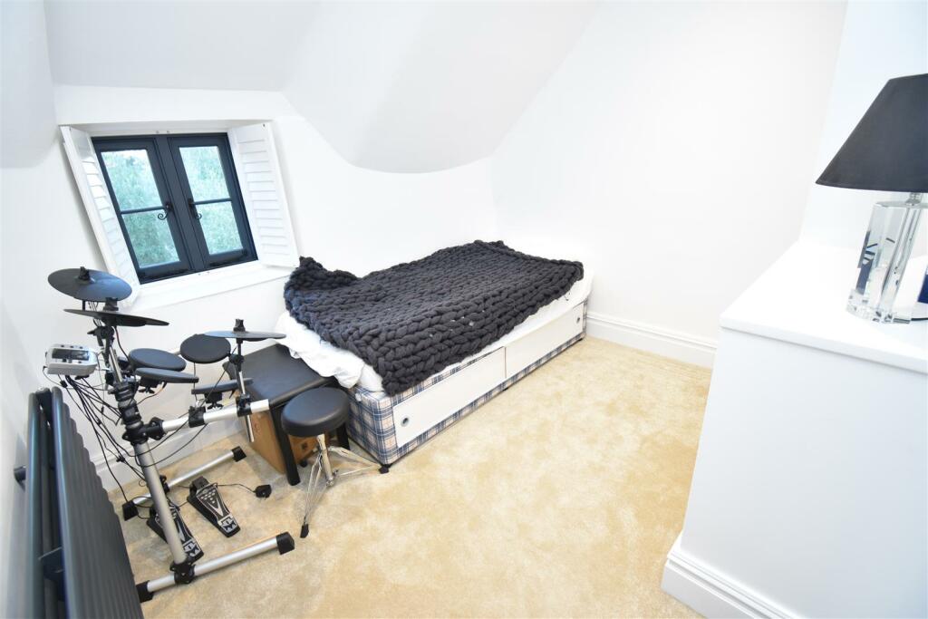 Additional image 17 of Bird Tree Cottage, High Street, Portishead