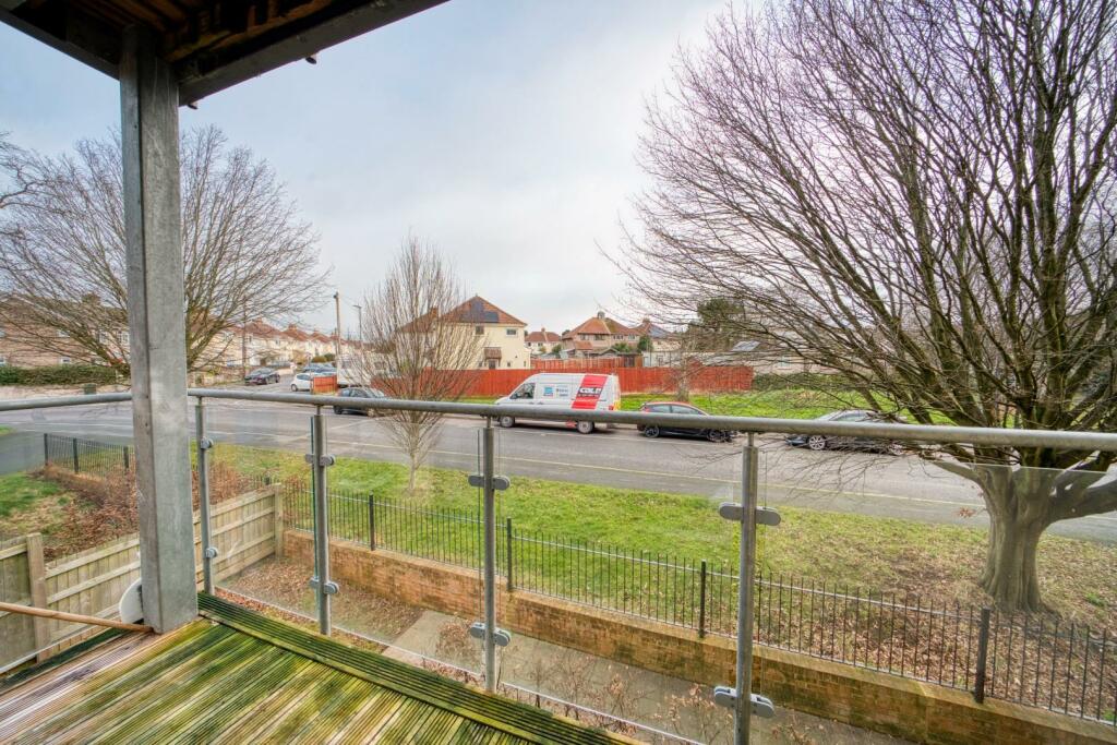 Additional image 13 of Modern first floor apartment in central Yatton