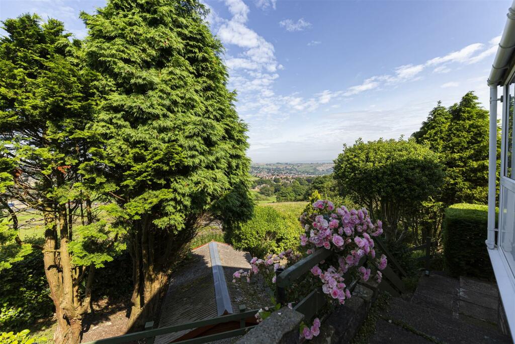 Additional image 29 of Back Lane, Queensbury