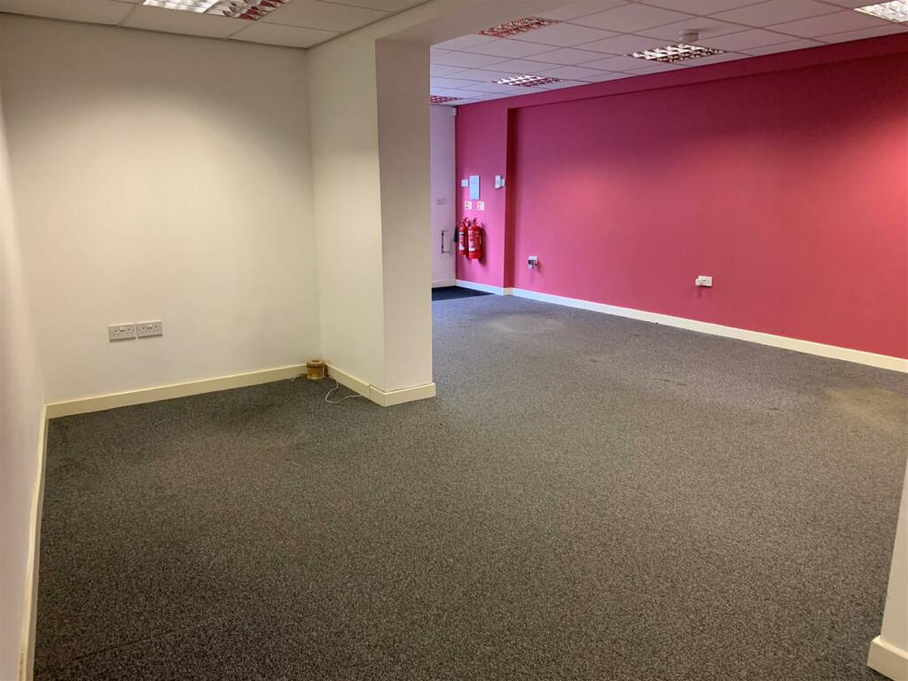Additional image 8 of High Street, Staple Hill, Bristol