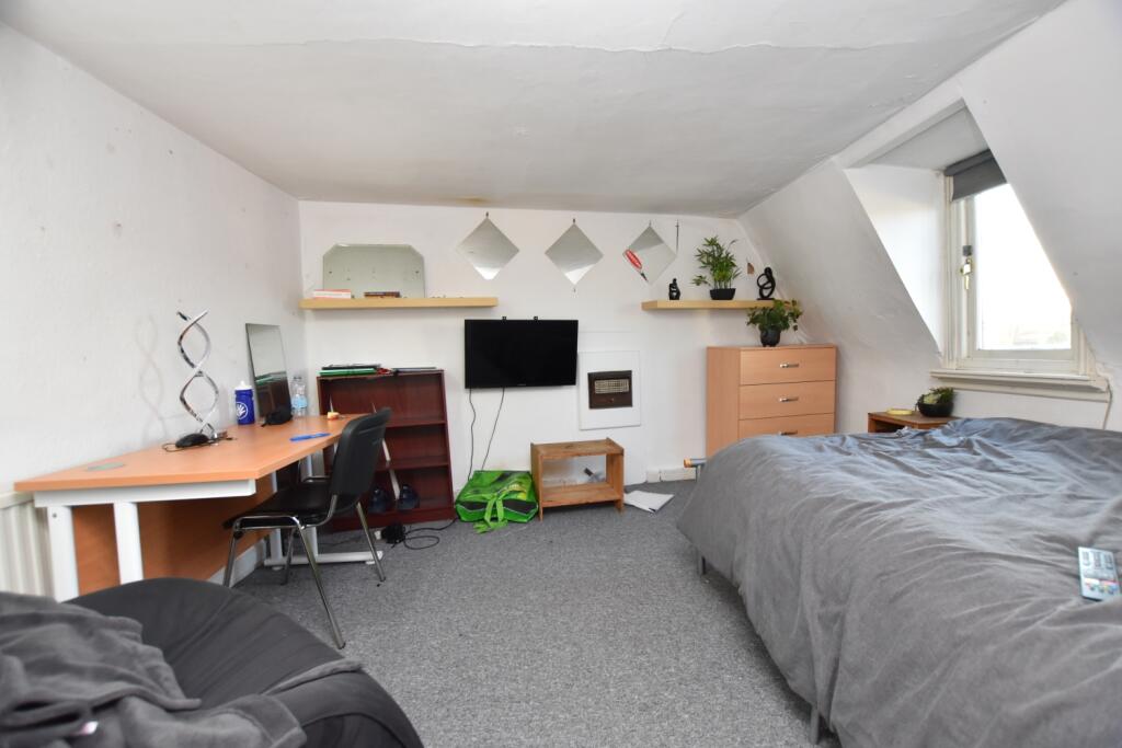 Additional image 11 of Berkeley Crescent, Clifton, BS8 1HA