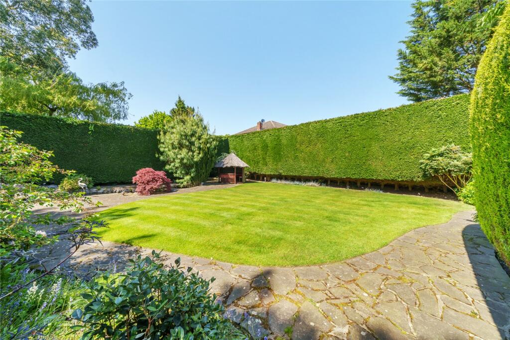 Additional image 33 of Westleigh Drive, Bromley