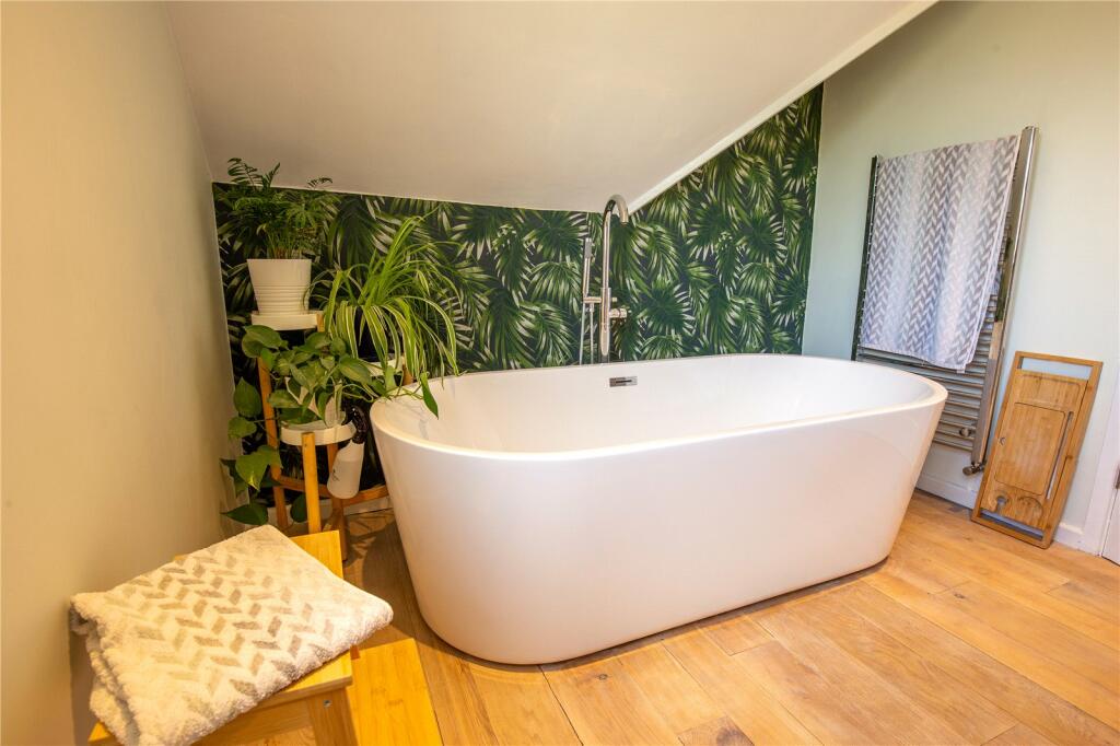 Additional image 16 of Park Crescent, Frenchay, Bristol, Gloucestershire, BS16